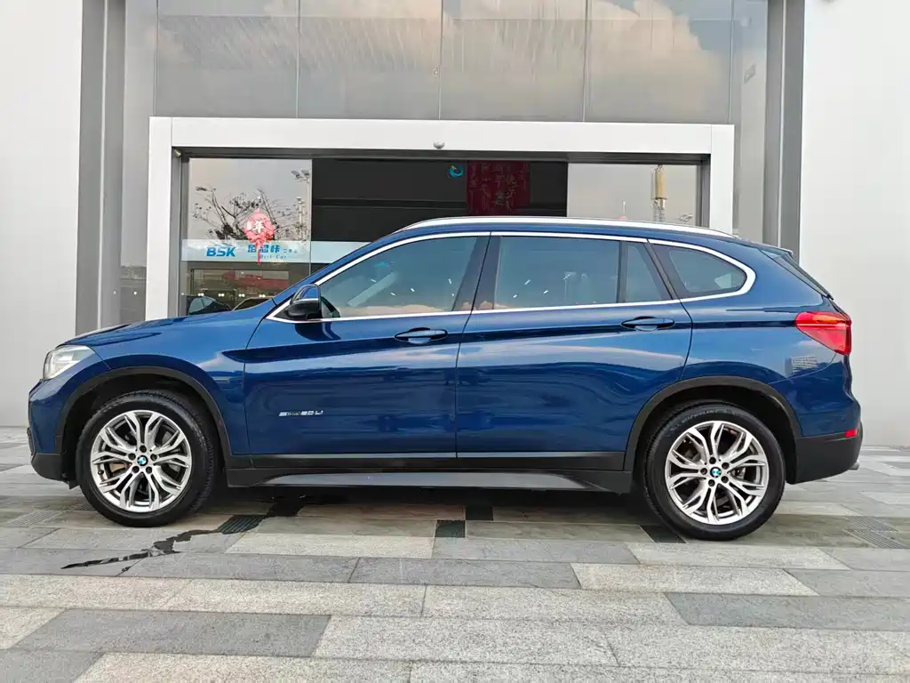 BMW X1 — миниатюра 3