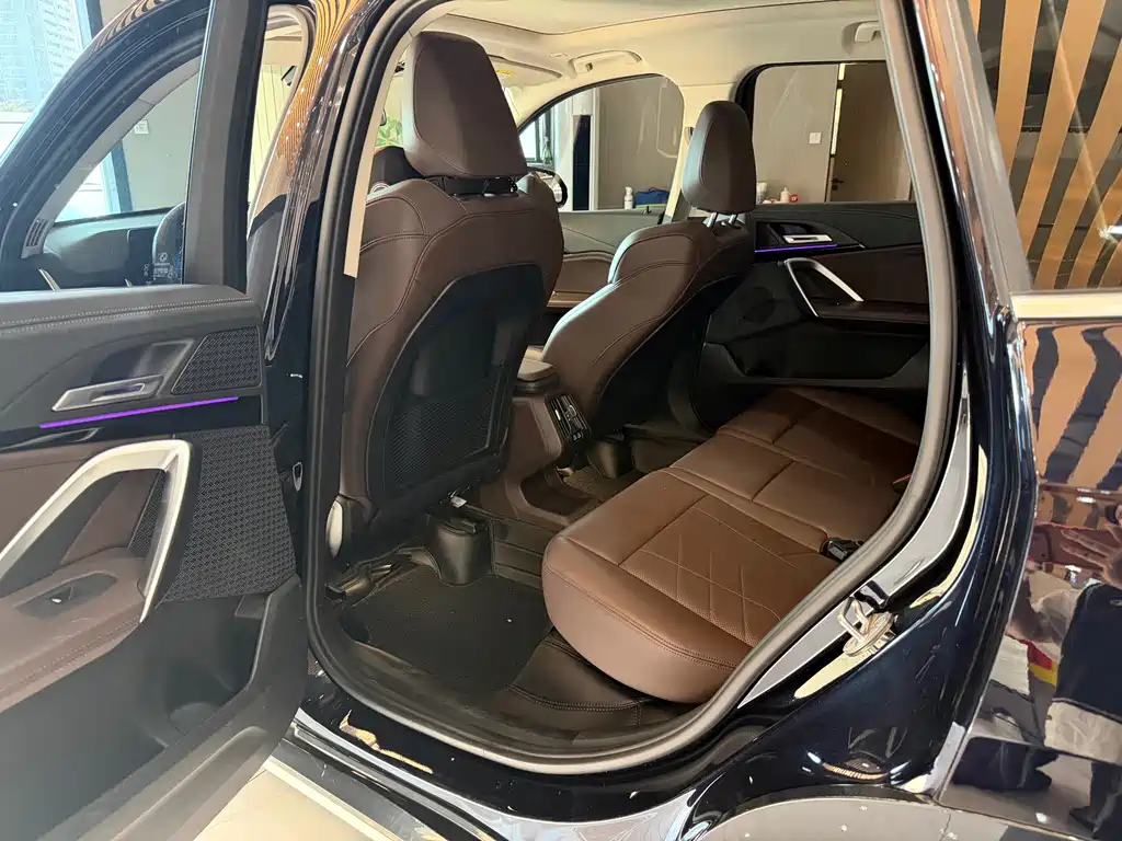 BMW X1 — миниатюра 9