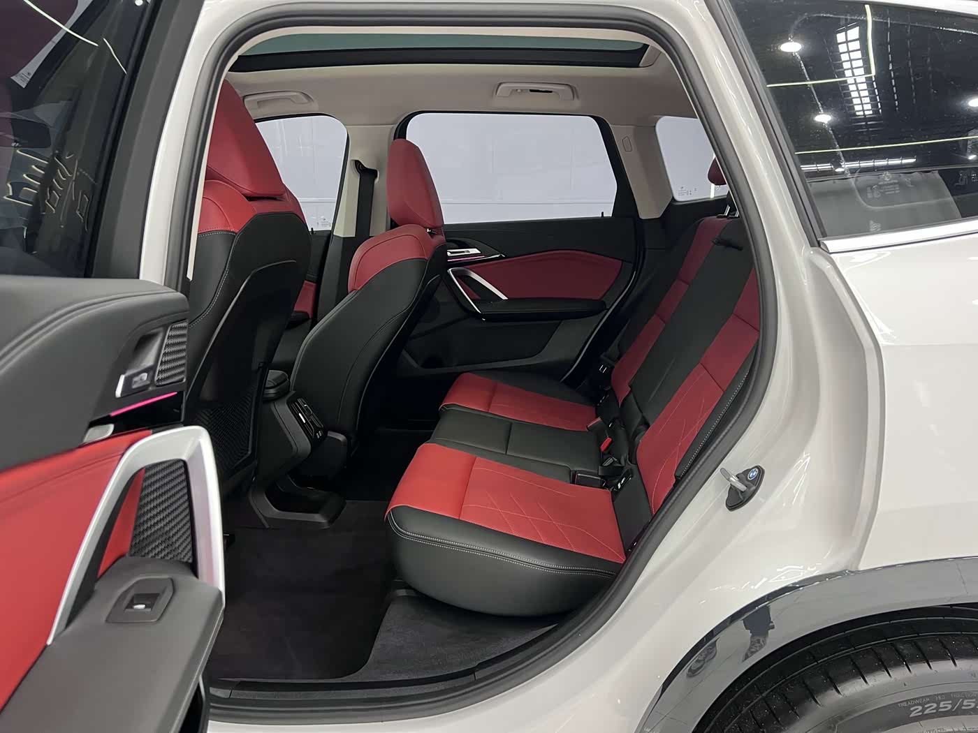 BMW X1 1.5 л 2023 г. Белый, пробег 29000 км