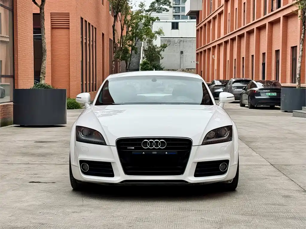 Audi TT — миниатюра 2