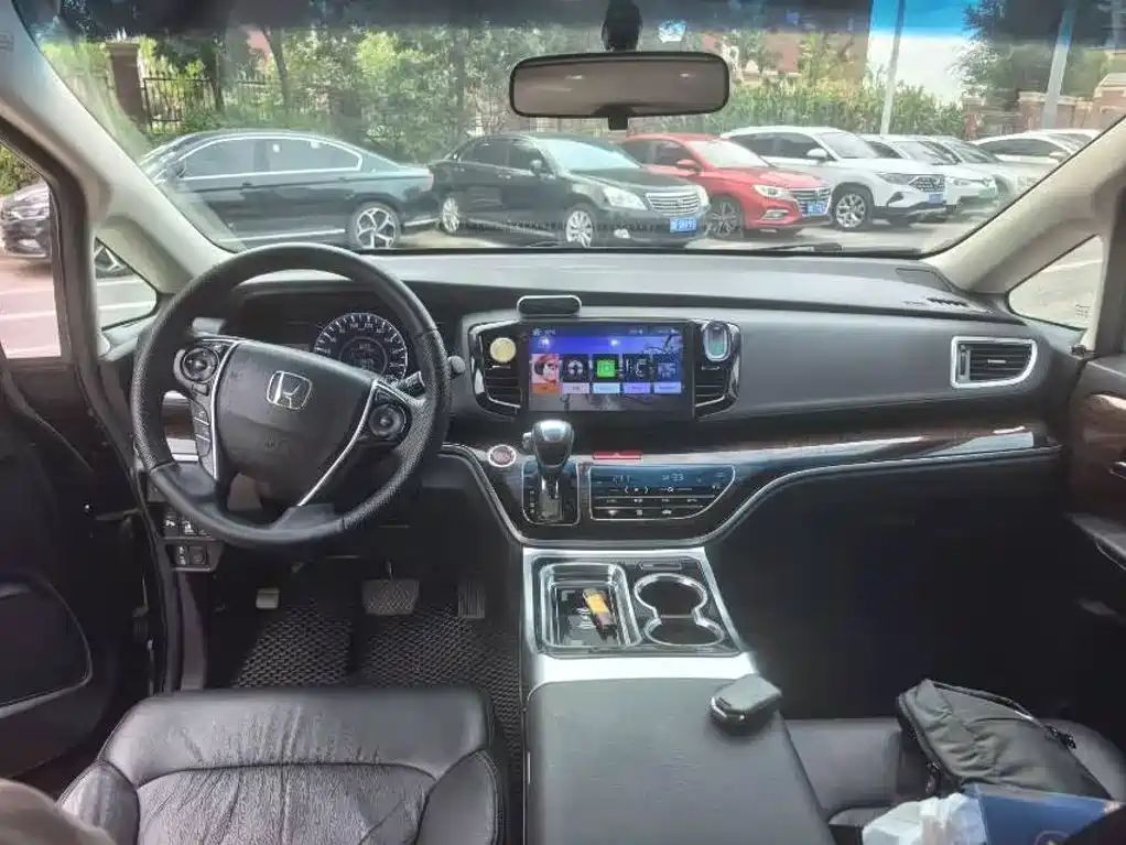 Honda Odyssey — миниатюра 8