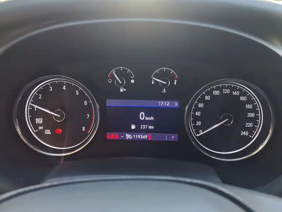Buick LaCrosse — миниатюра 14