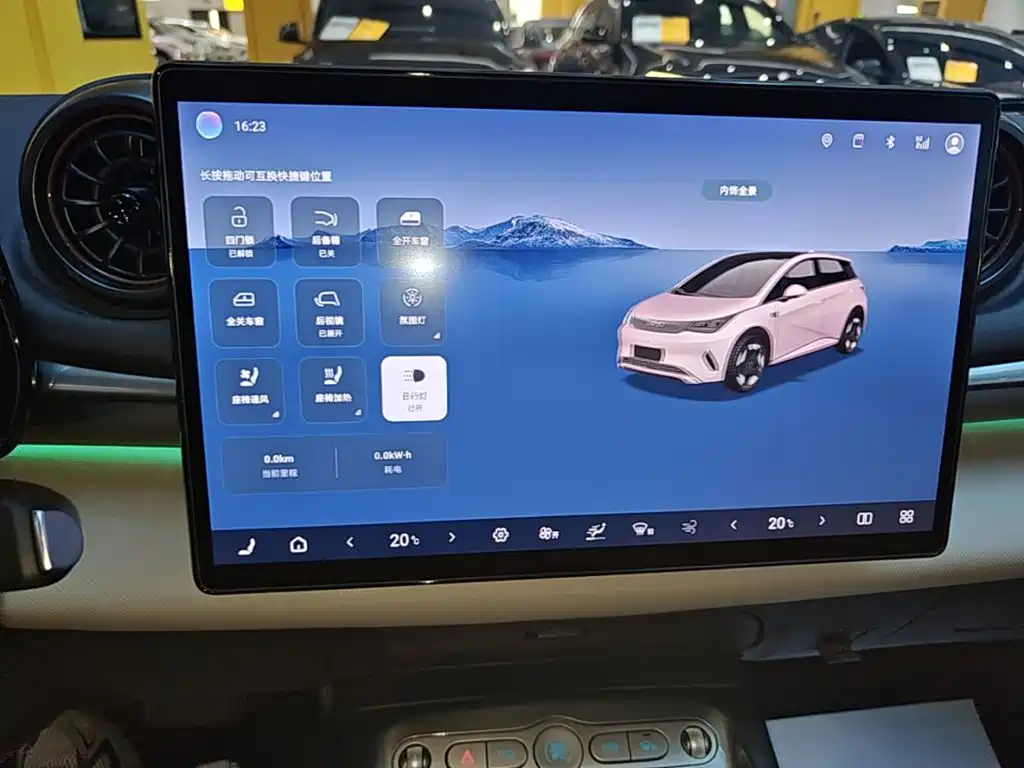 BYD Dolphin — миниатюра 13