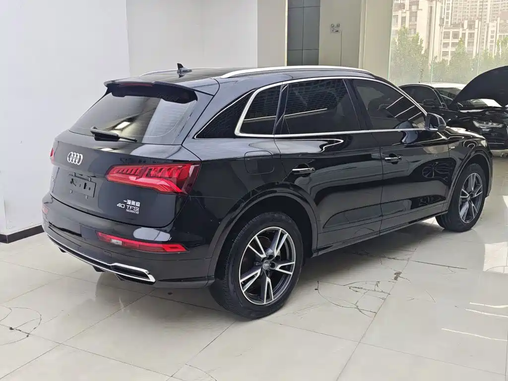 Audi Q5L — миниатюра 6