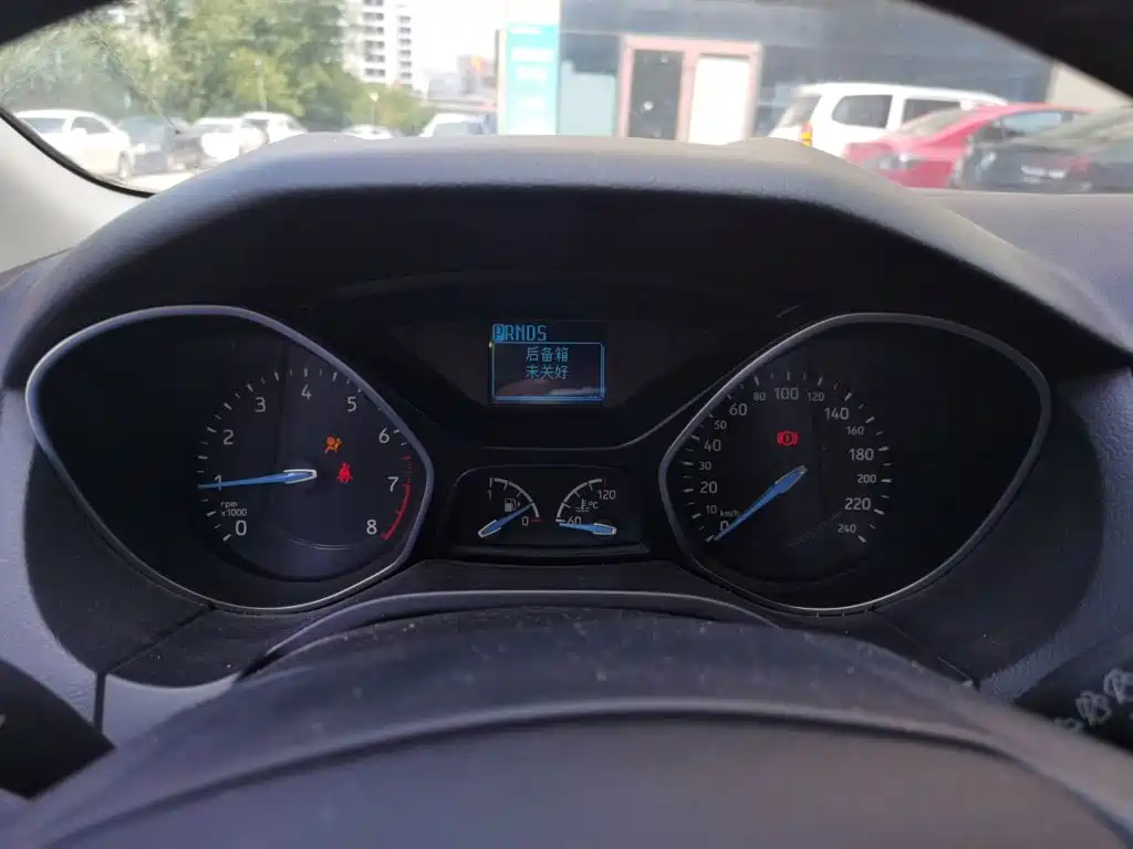 Ford Focus — миниатюра 7