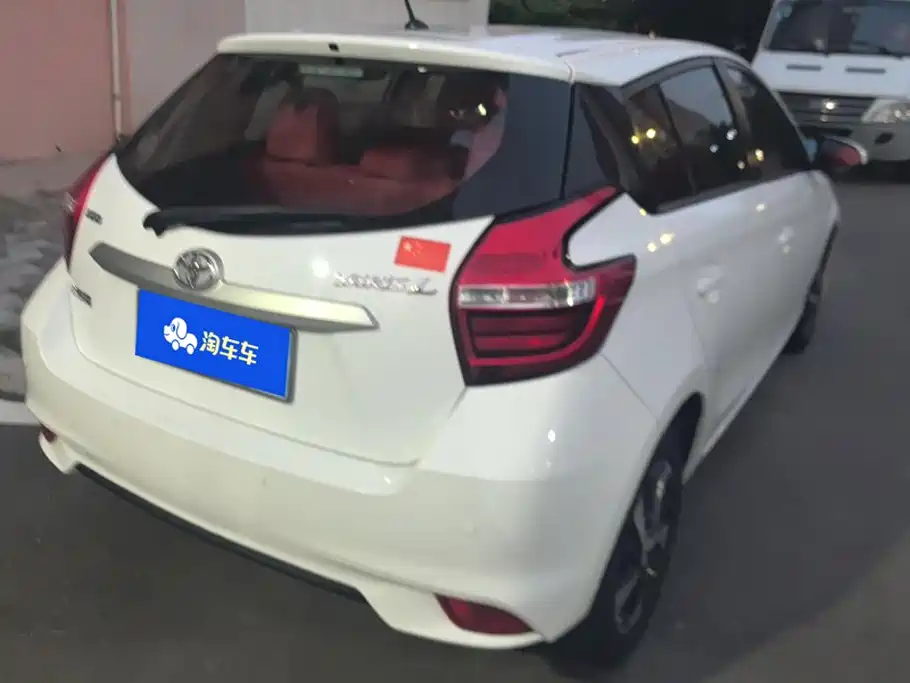 Toyota Yaris L — миниатюра 3
