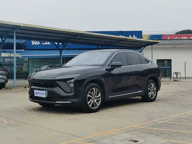 NIO EC6