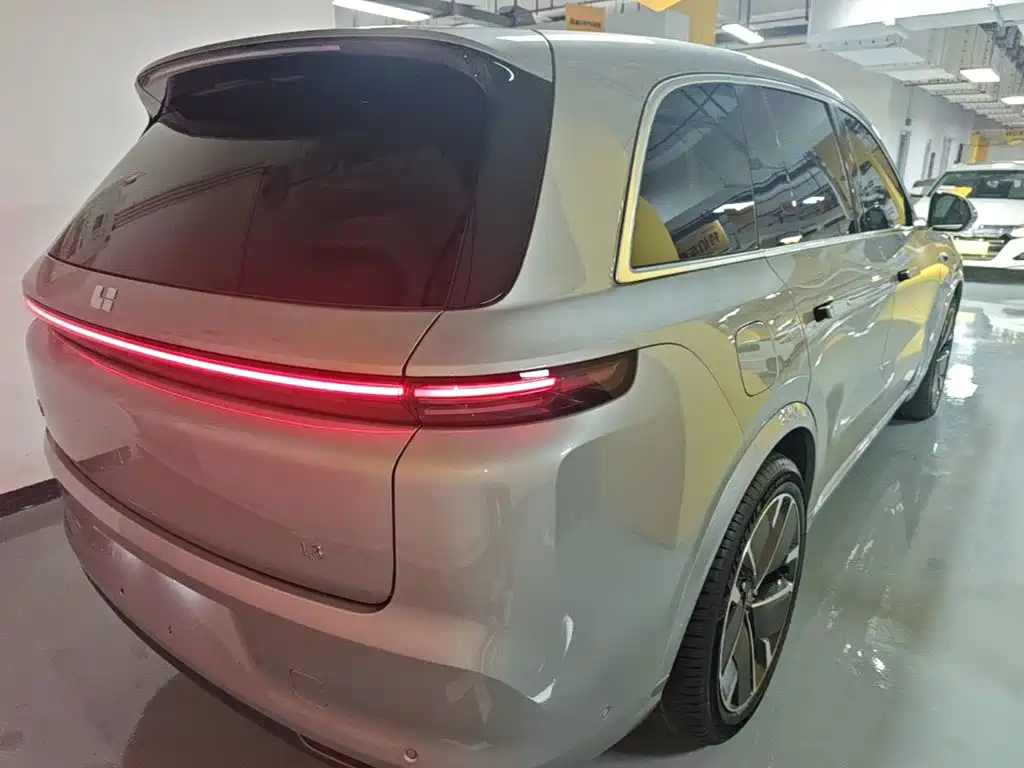 Li Auto Li L8 — миниатюра 7