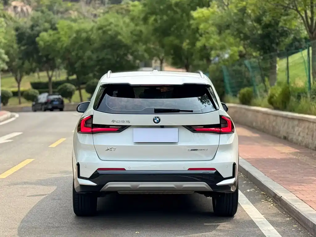 BMW X1 2023 sDrive20Li X