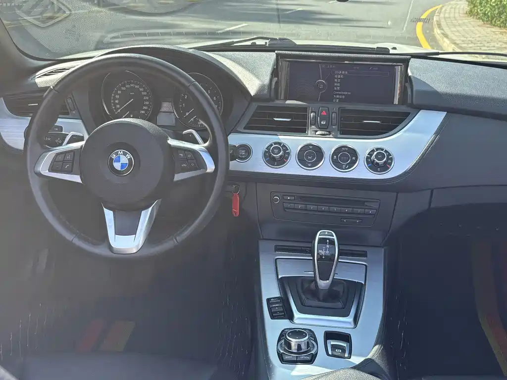 BMW Z4 — миниатюра 8