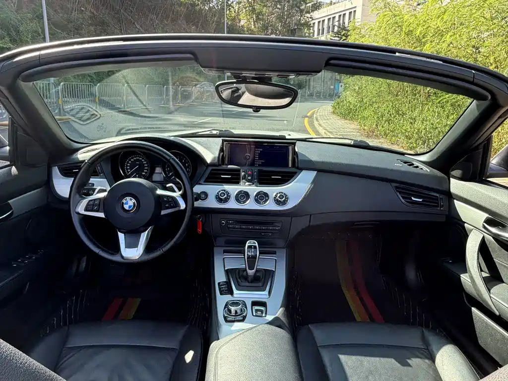 BMW Z4 — миниатюра 7