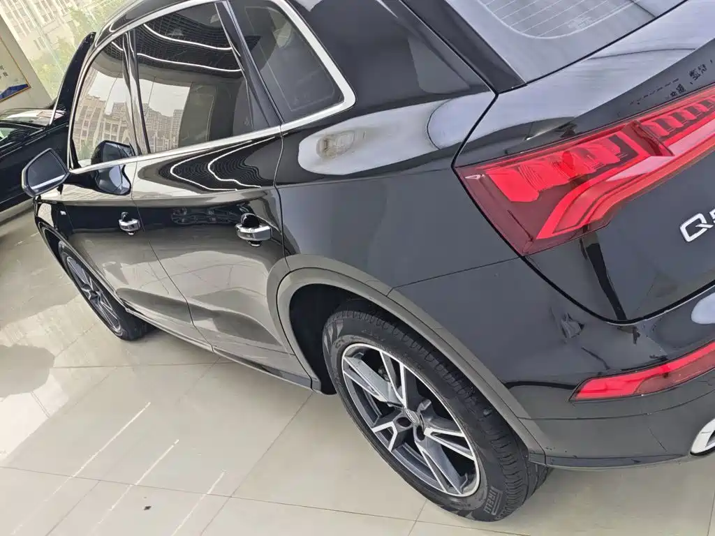 Audi Q5L — миниатюра 4