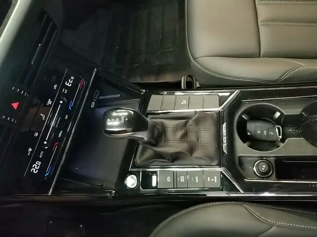 Volkswagen 帕萨特插电混动 — миниатюра 14