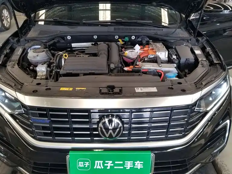Volkswagen 帕萨特插电混动 — миниатюра 20