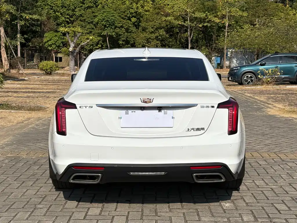CADILLAC CT5