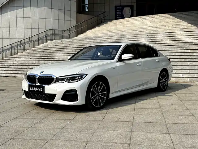 BMW  3 SERIES