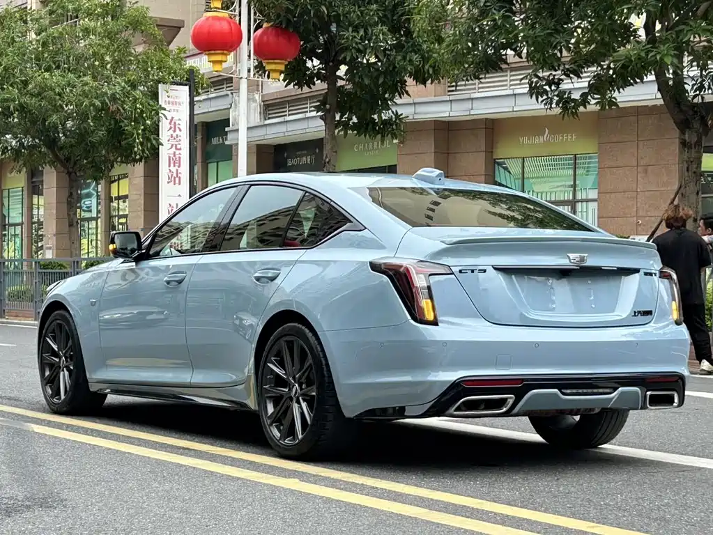 Cadillac CT5 — миниатюра 6