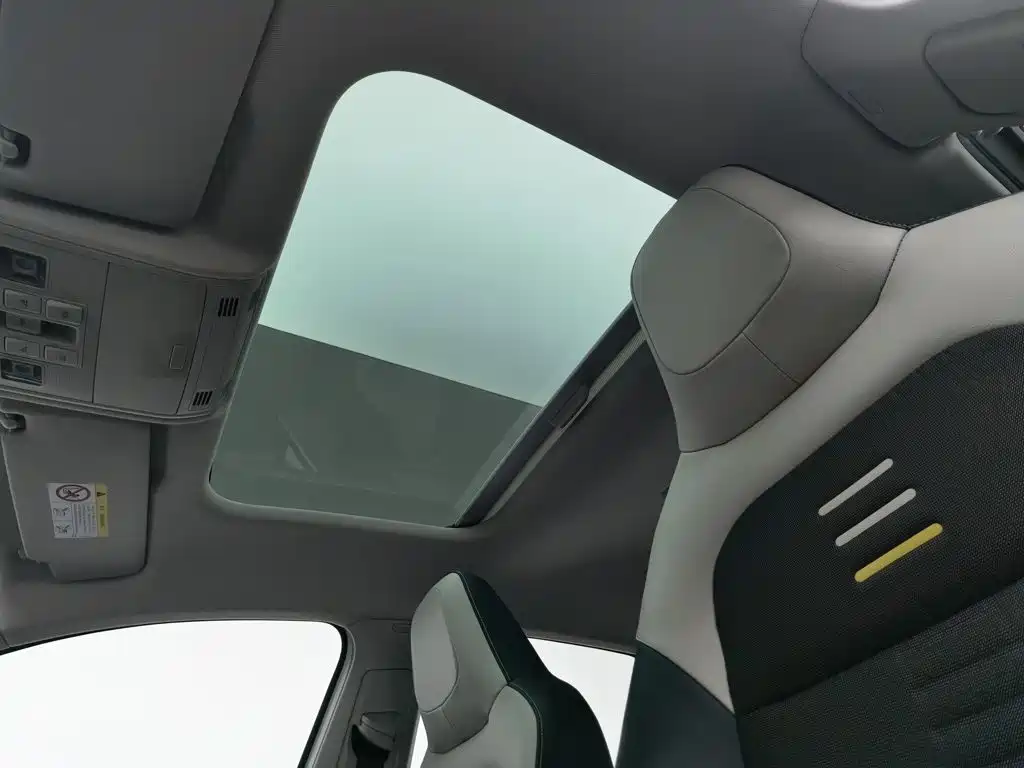 Volkswagen Polo — миниатюра 14