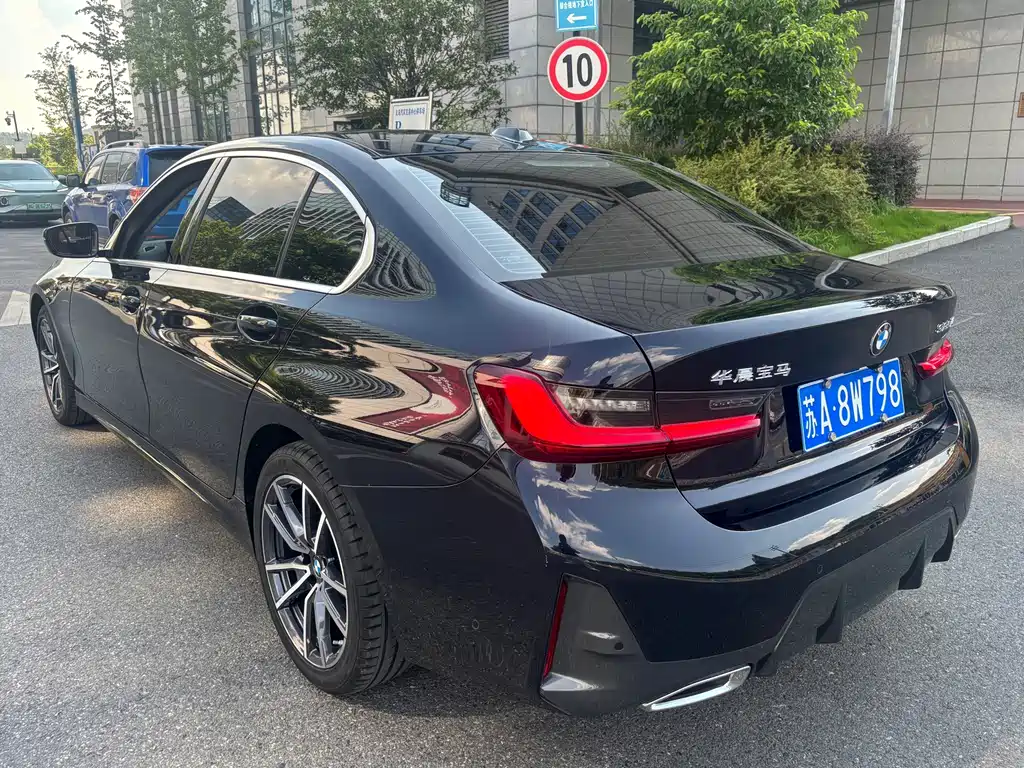 BMW 3 Series — миниатюра 15