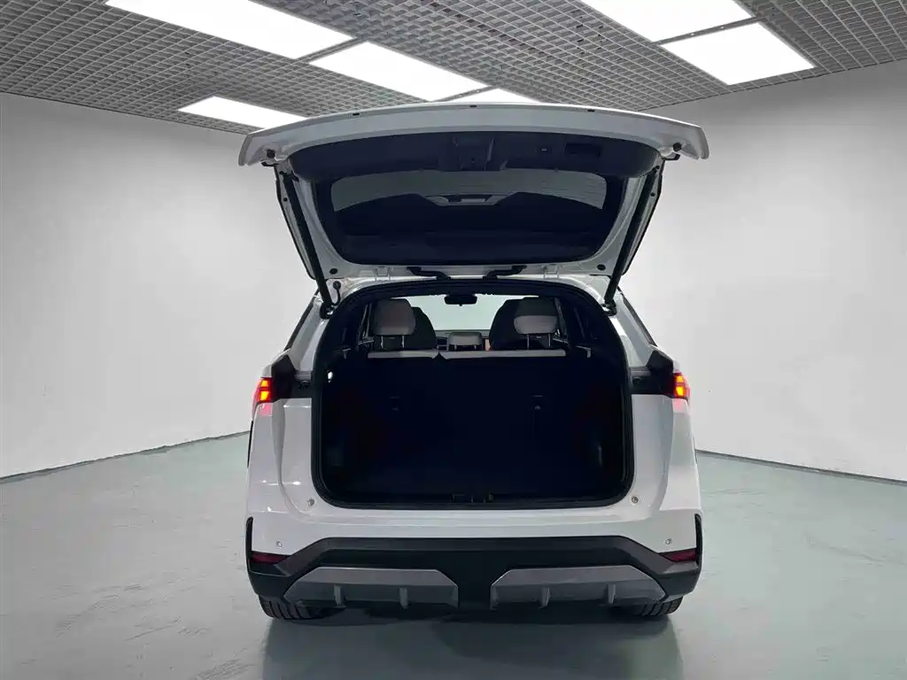 GEELY GALAXY GALAXY L7