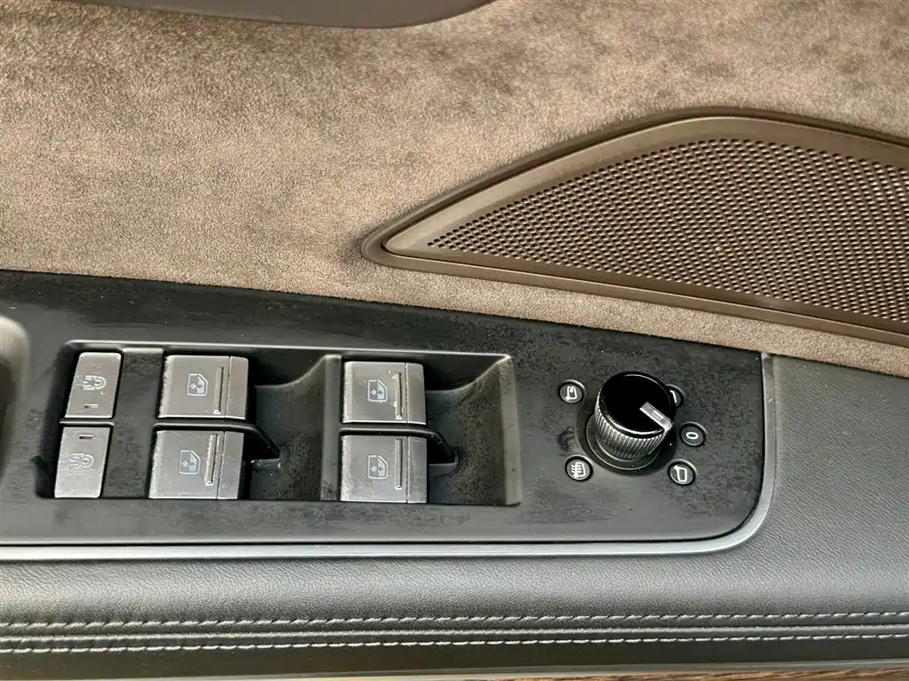 Audi A8 — фотографии объявления, Фото 19
