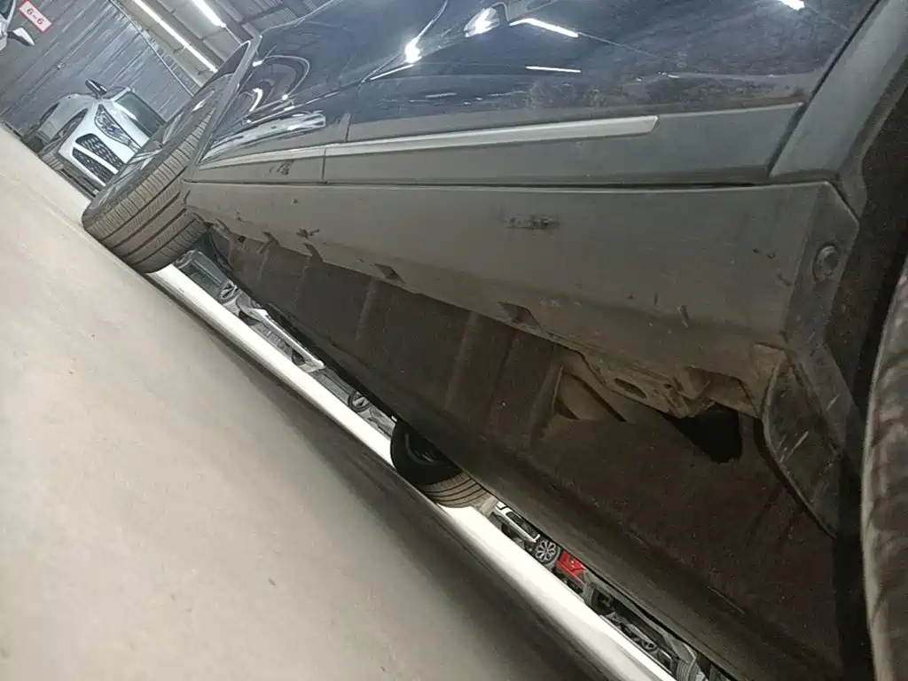BYD Tang New Energy — миниатюра 22