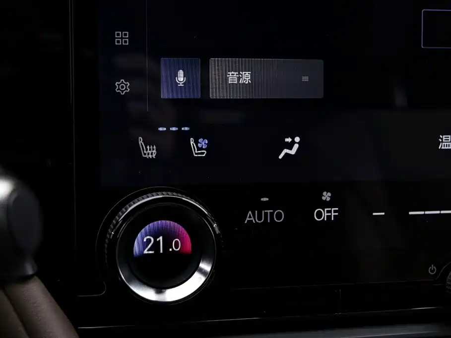 Lexus ES — миниатюра 10