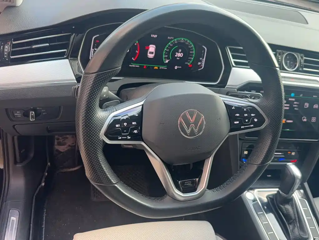 Volkswagen Magotan — миниатюра 3