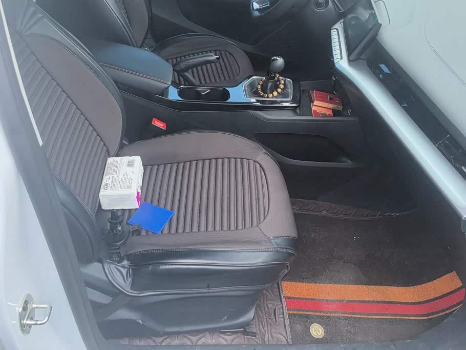 MG MG5 1.5 л 2023 г. Белый, пробег 20800 км