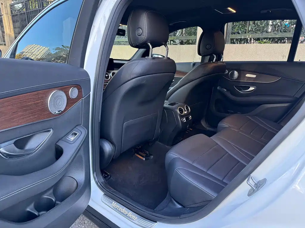 Mercedes-Benz GLC — миниатюра 9