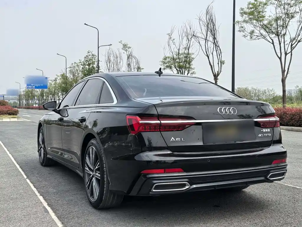 Audi A6L 2021 40 TFSI Luxury