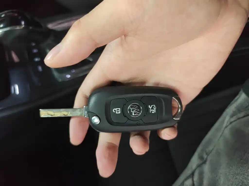 Buick Verano — миниатюра 9