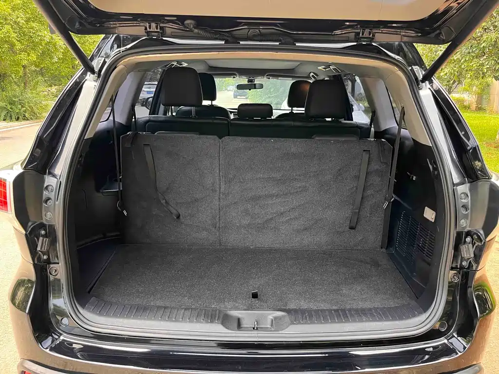 Toyota Highlander — миниатюра 26