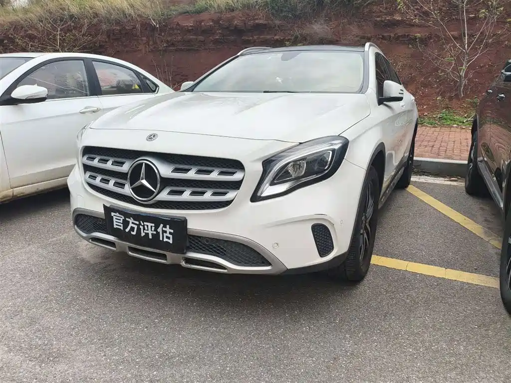 Mercedes-Benz GLA 2018