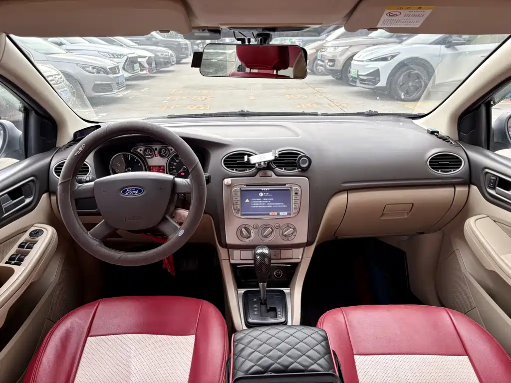 Ford Focus — миниатюра 6