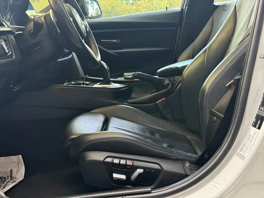 BMW 3 Series — миниатюра 9