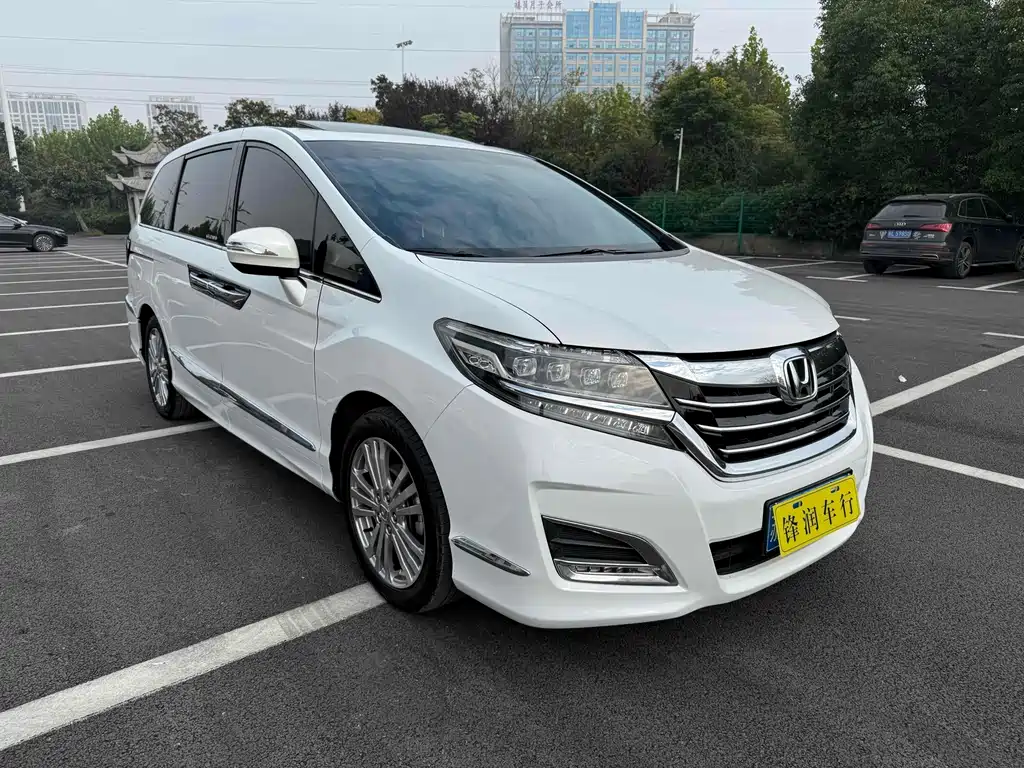 Honda Elysion 2016 2.4L Luxury