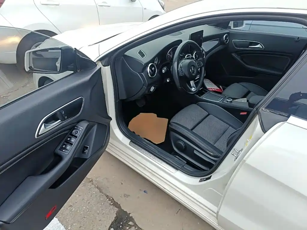 Mercedes-Benz CLA (Import) — миниатюра 16