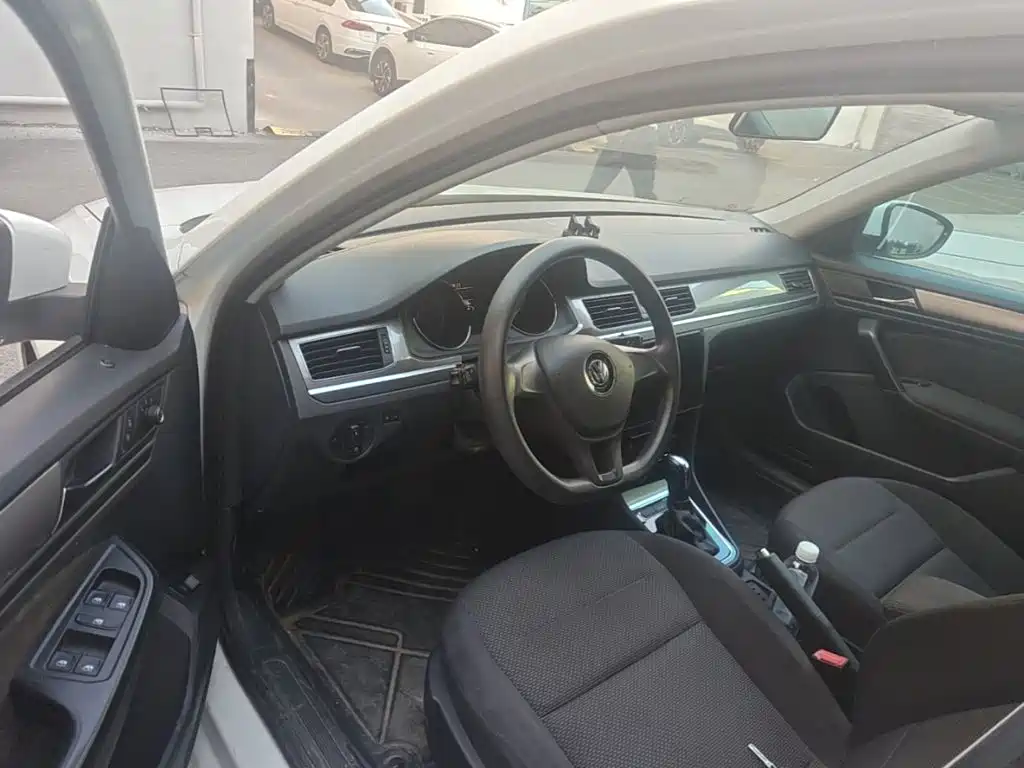 Volkswagen Bora — миниатюра 21