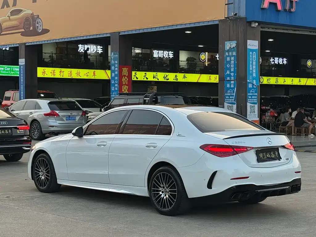 Mercedes-Benz C-Class — миниатюра 19