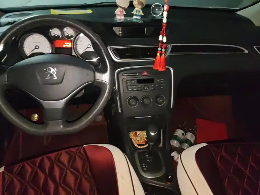 Peugeot 308 — миниатюра 12