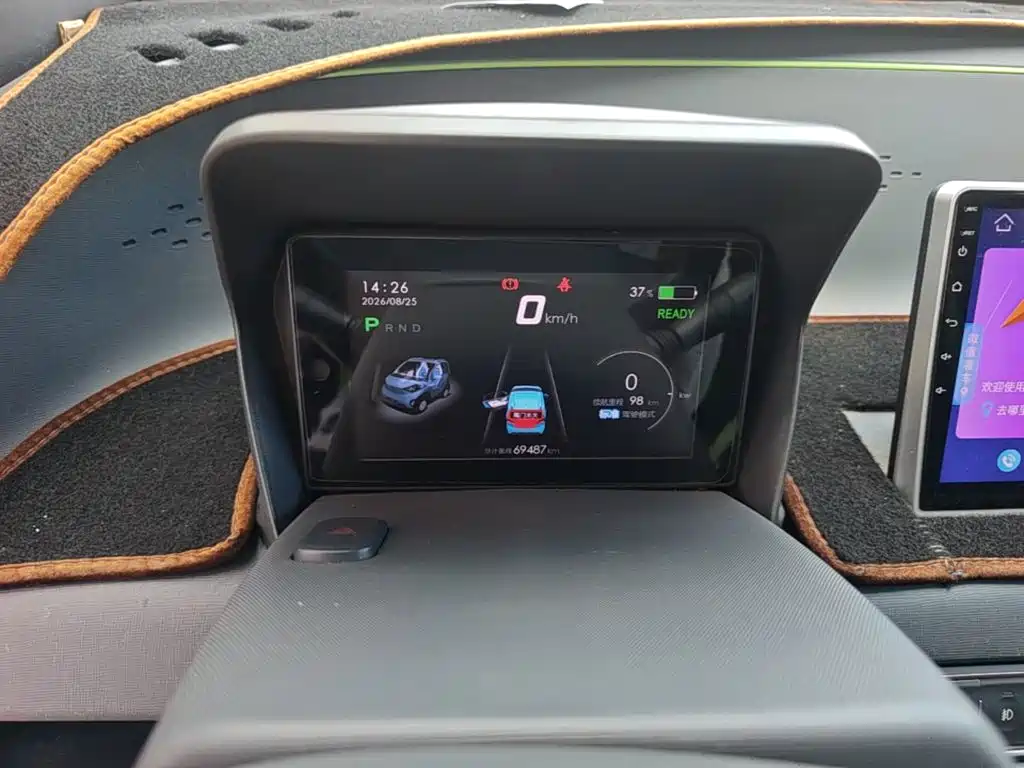 Baojun E100 — миниатюра 12