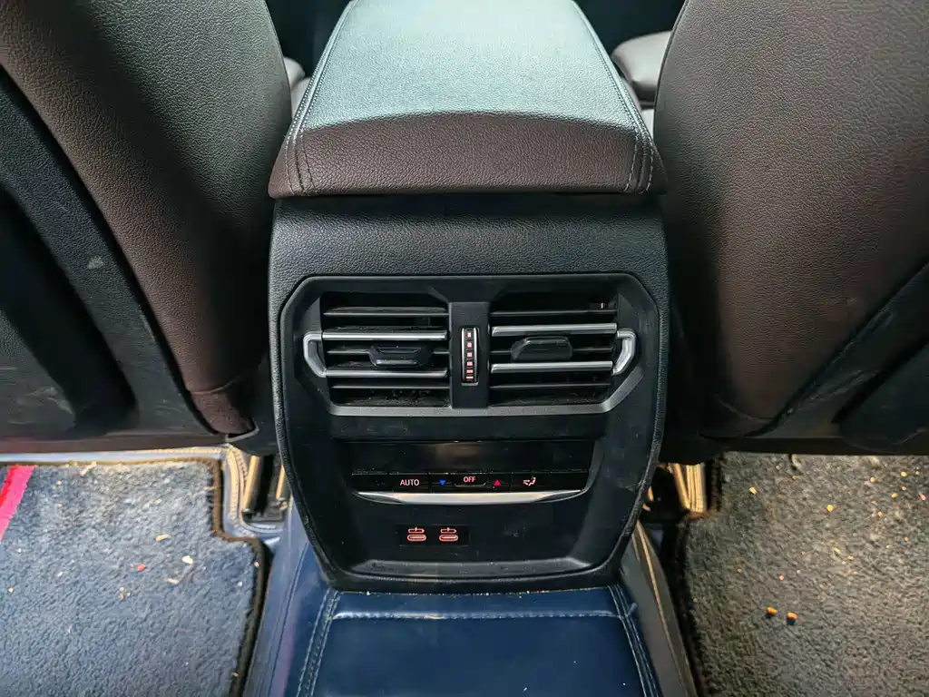 BMW 3 Series — миниатюра 13