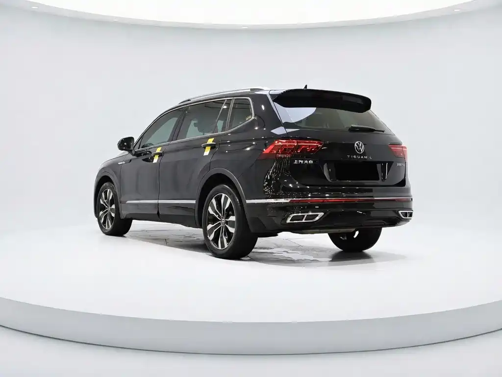 Volkswagen Tiguan L L 2022 330TSI AT R-Line