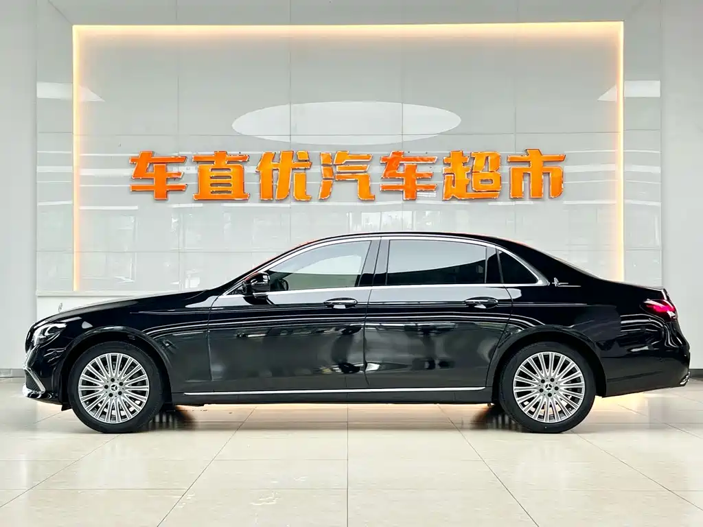 Mercedes-Benz E-Class — миниатюра 4
