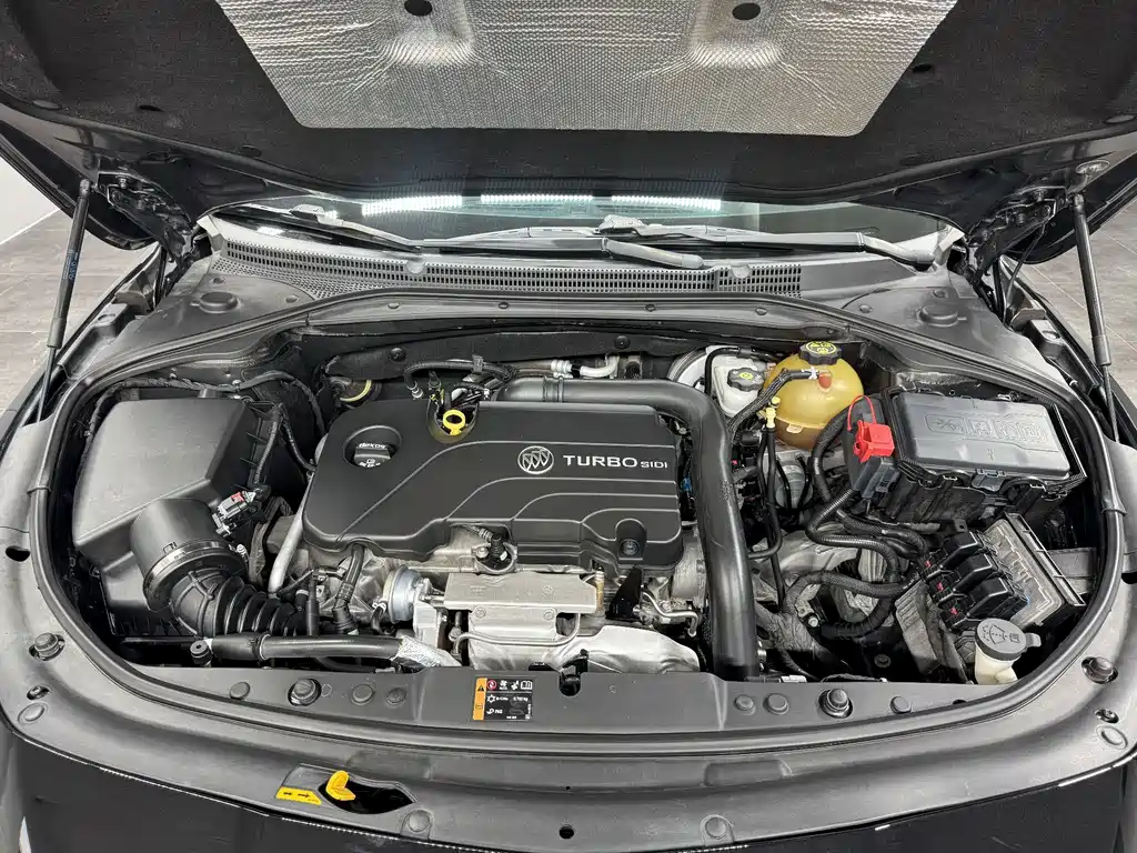 Buick LaCrosse — миниатюра 16