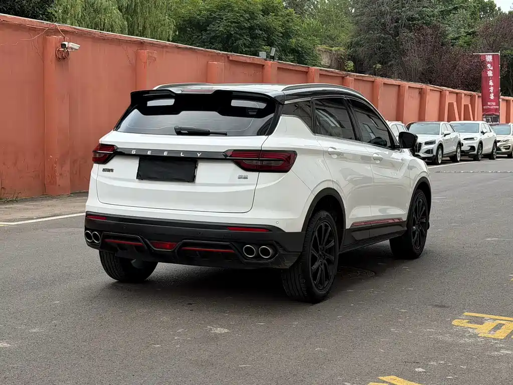 Geely Binyue — миниатюра 4