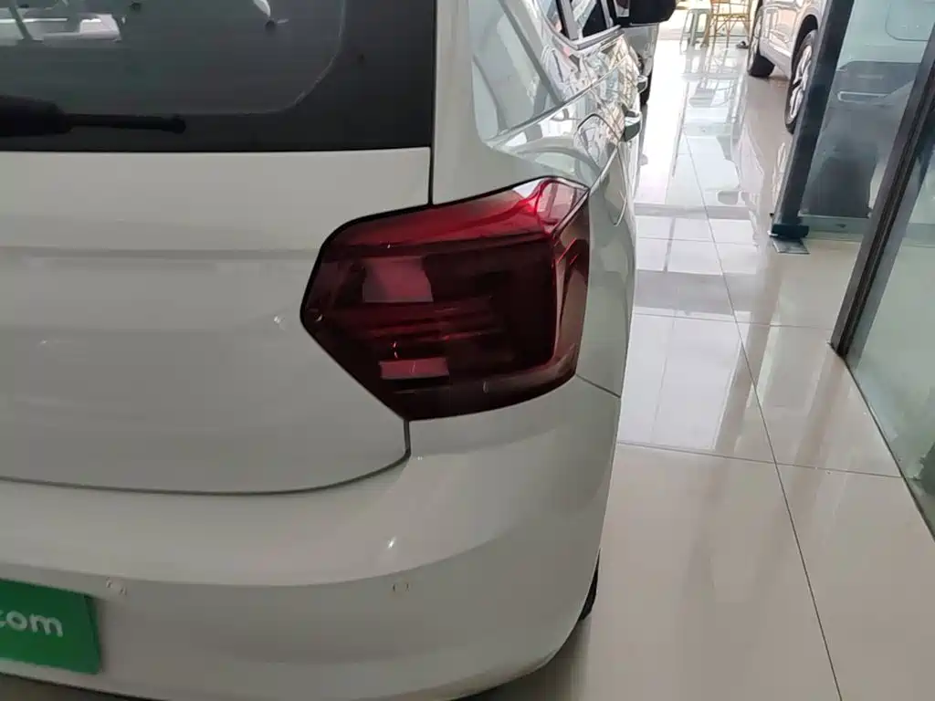 Volkswagen Polo — миниатюра 8