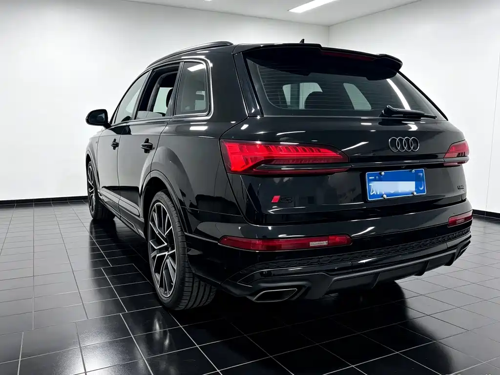 Audi Q7 — миниатюра 4