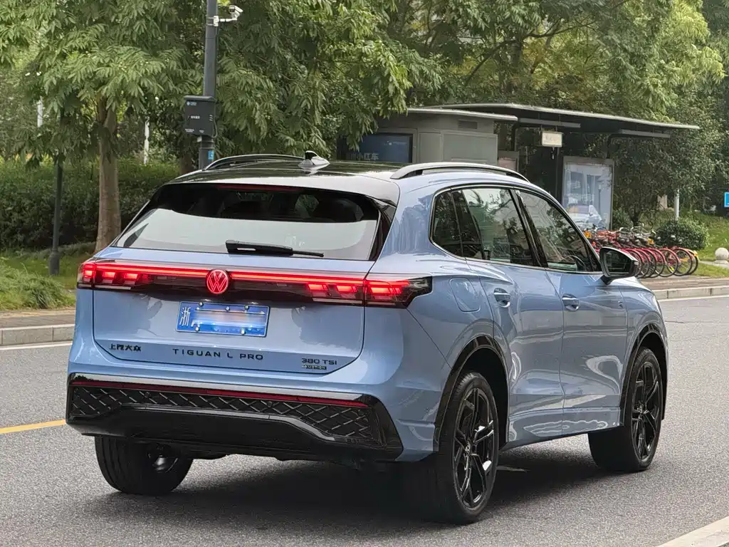 Volkswagen Tiguan L — миниатюра 13